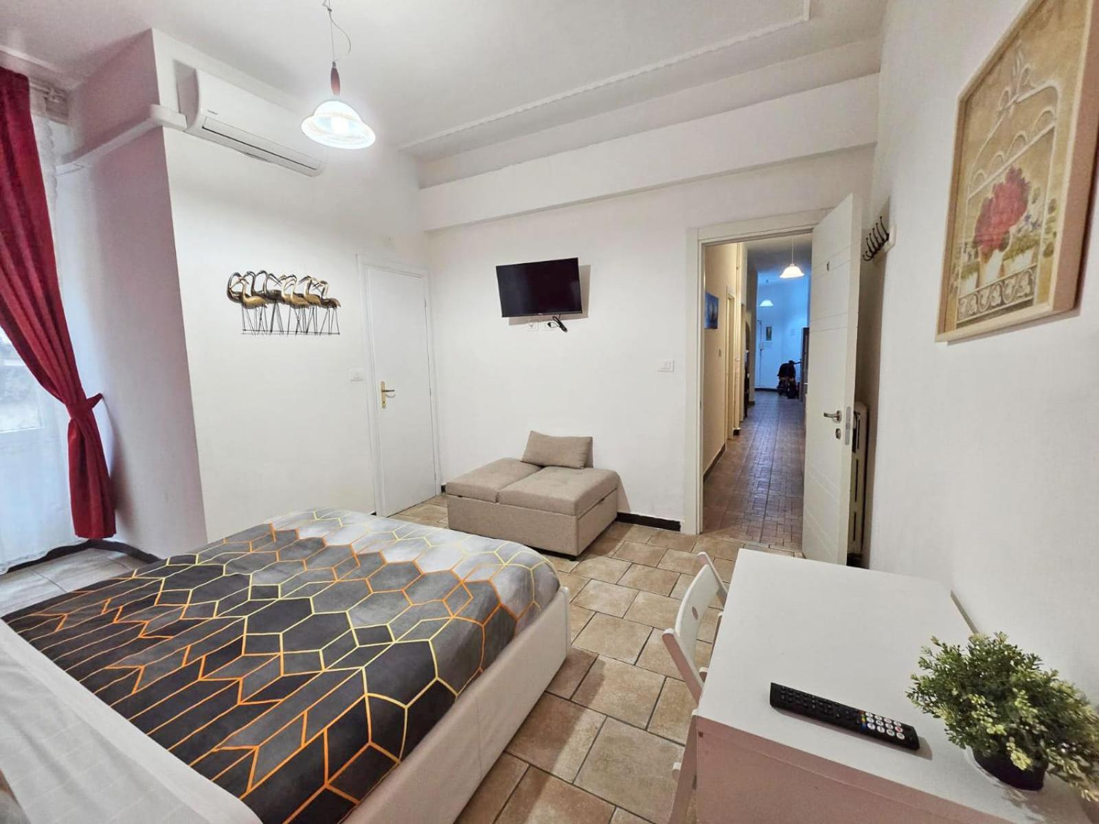 Hosting Flats Guesthouse Рим Экстерьер фото