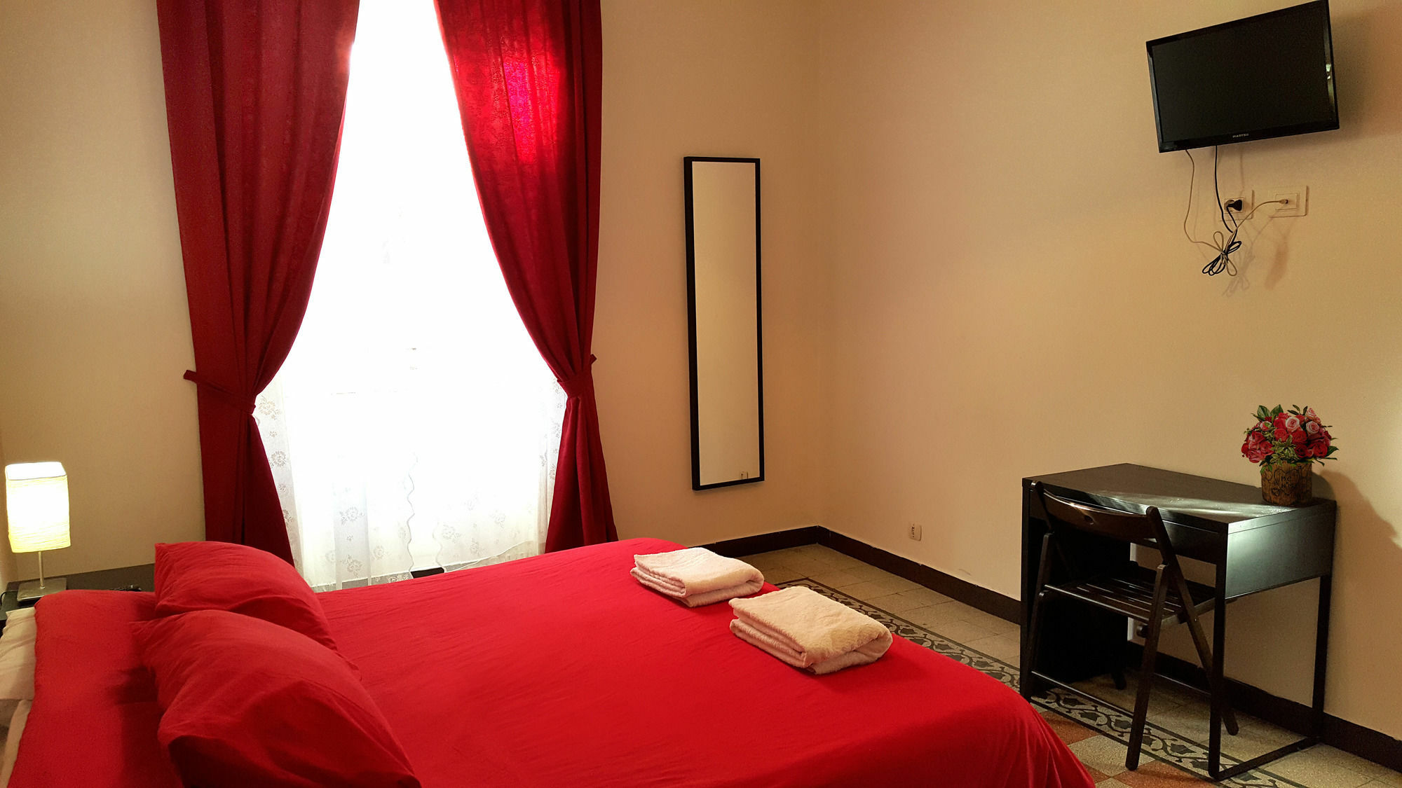 Hosting Flats Guesthouse Рим Экстерьер фото