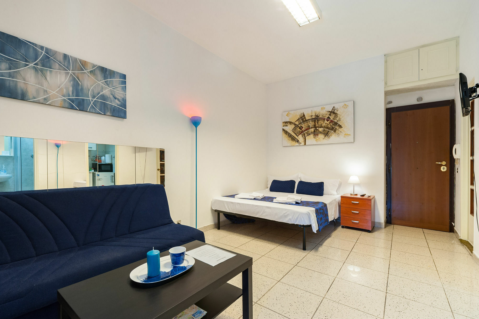 Hosting Flats Guesthouse Рим Экстерьер фото